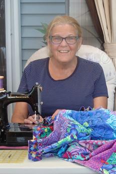 Linda Kelly (Houle)
