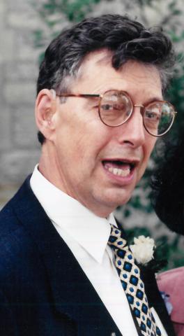Bruce Hennelly